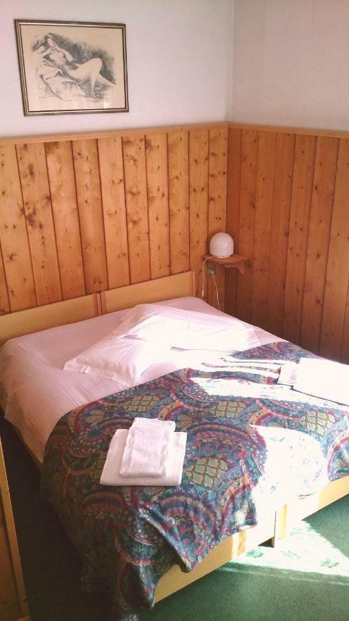 B&B Lo Scoiattolo Nebbiu Dış mekan fotoğraf